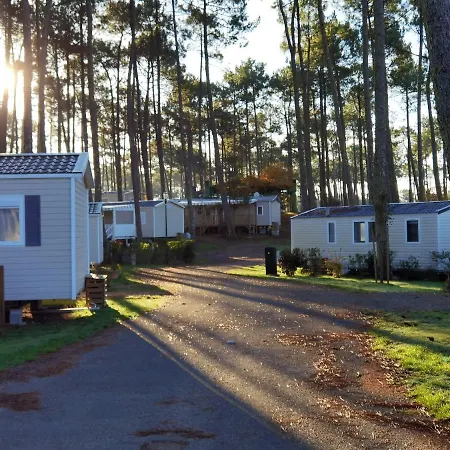 Holiday home Julien: 3-bedroom Retreat With Shared Pool And Garden
